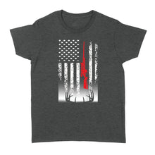 Load image into Gallery viewer, Deer hunting Women&#39;s T-shirt USA flag Shirts for Deer hunter - FSD869